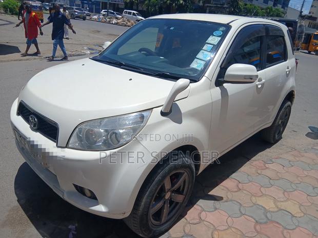 Toyota Rush 2013 White