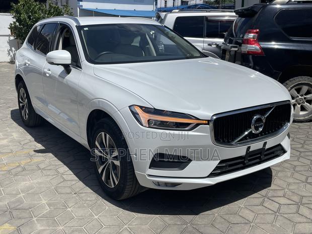 Volvo XC60 T5 Inscription AWD 2019 White