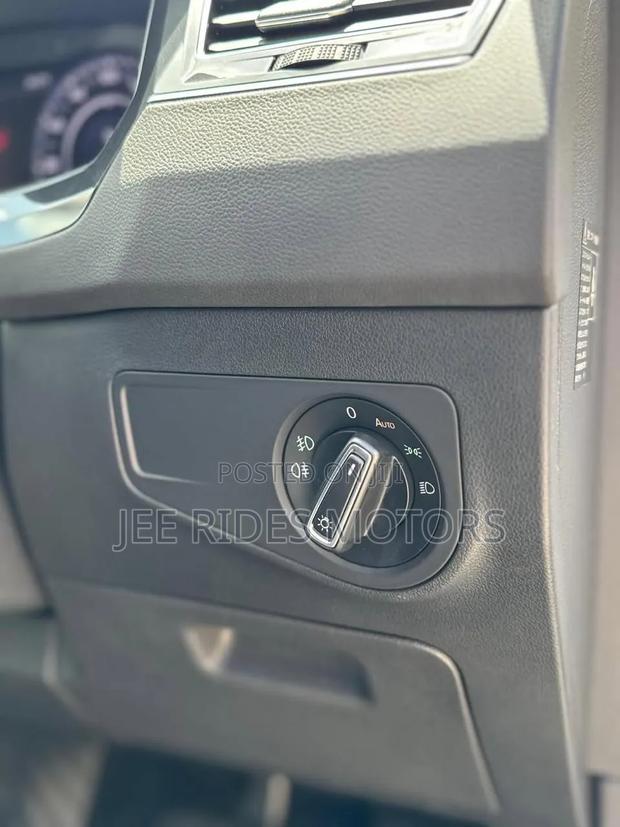 Volkswagen Tiguan 2018 White