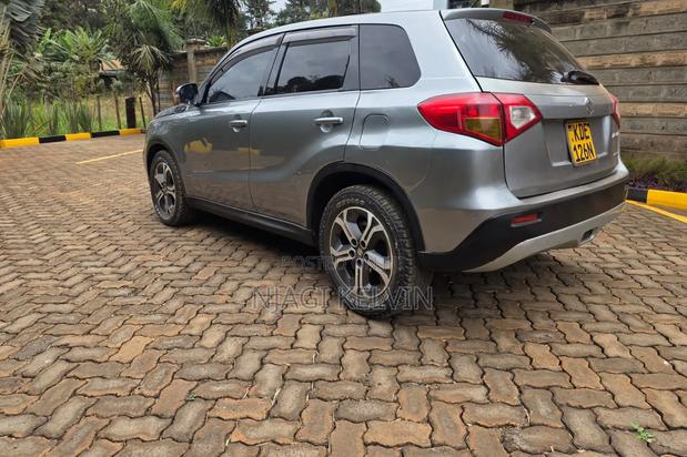 Suzuki Escudo 2016 Gray