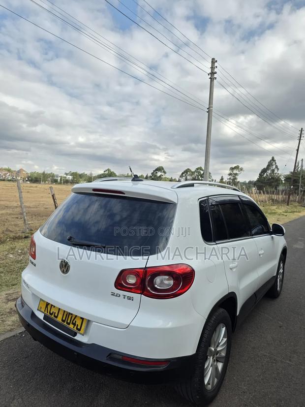 Volkswagen Tiguan 2.0 S 2009 White