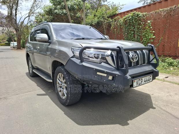 Toyota Land Cruiser Prado 3.0 TD 2011 Gray