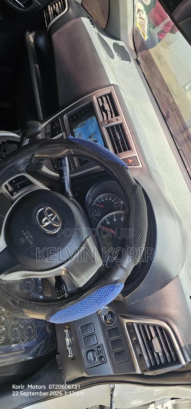 Toyota Ractis 1.5 AWD 2012 White