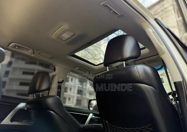 Toyota Land Cruiser Prado 2014 White