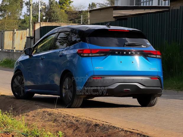 Nissan Note 1.2 Hybrid 2022 Blue
