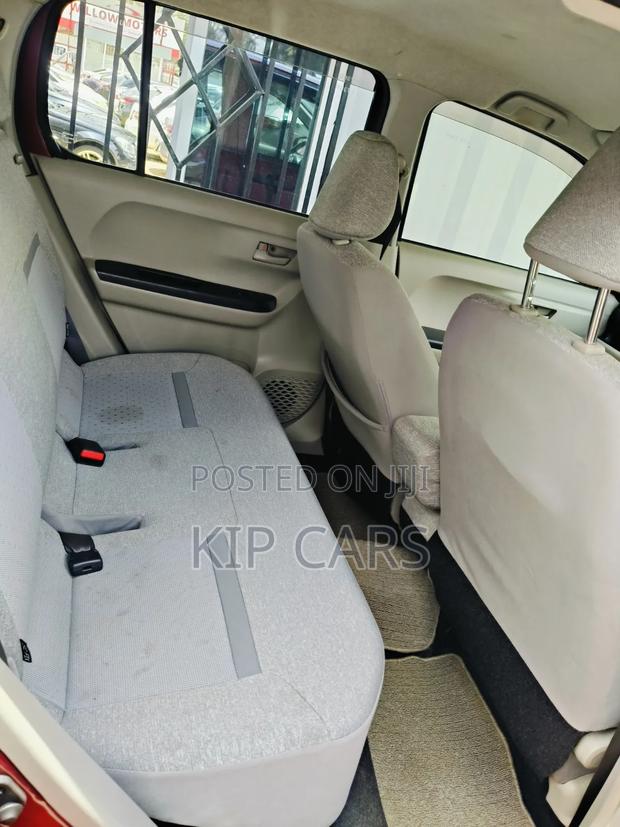 Toyota Passo 1.0 FWD 2018 Maroon