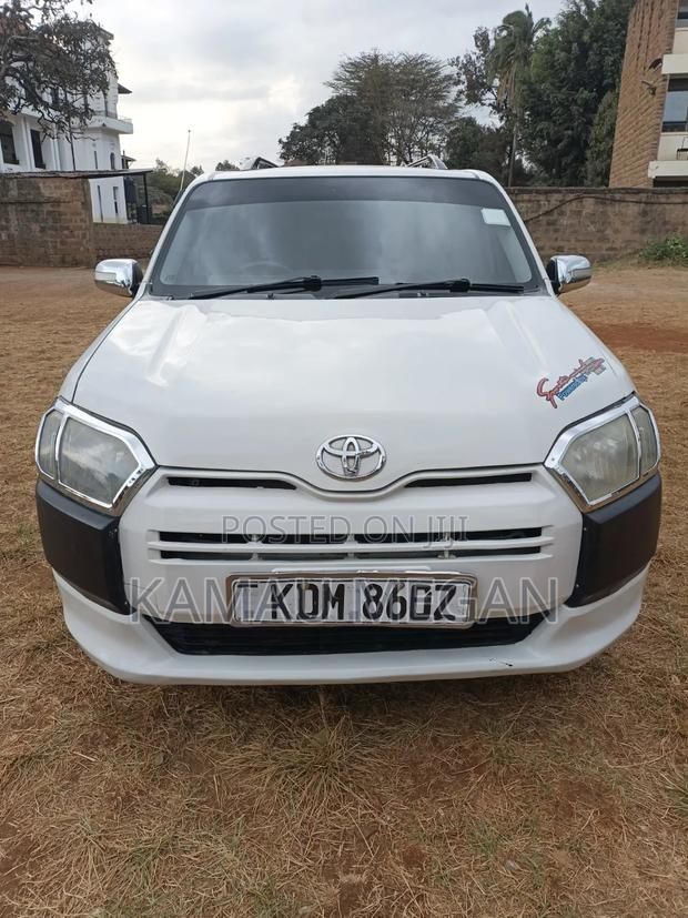 Toyota Succeed SV Premium 2016
