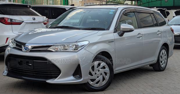 Toyota Corolla Fielder 2019 Gray