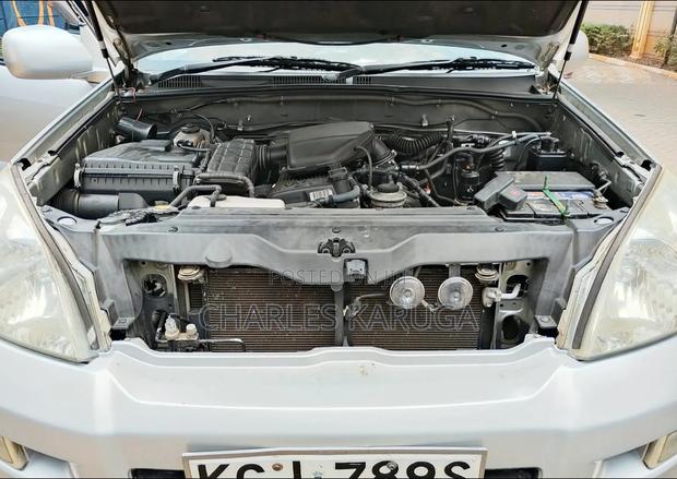 Toyota Land Cruiser Prado 2007 Silver