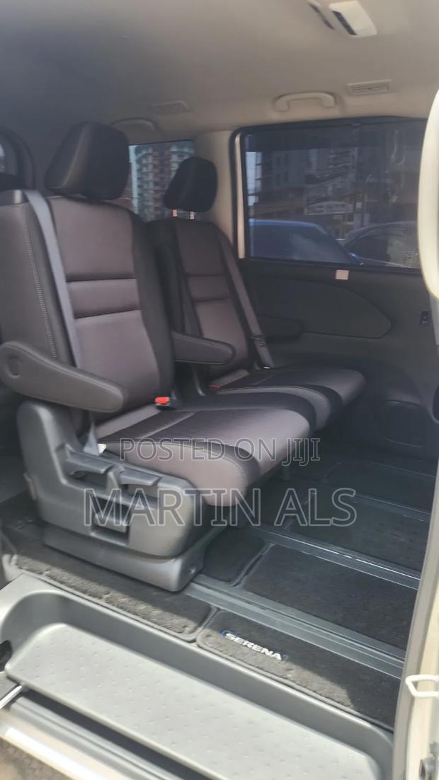Nissan Serena 2019 Silver