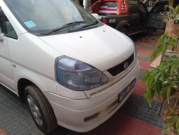 Nissan Serena 2000 White
