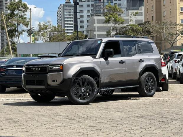 New Toyota Land Cruiser Prado 2.8 2024 Gray