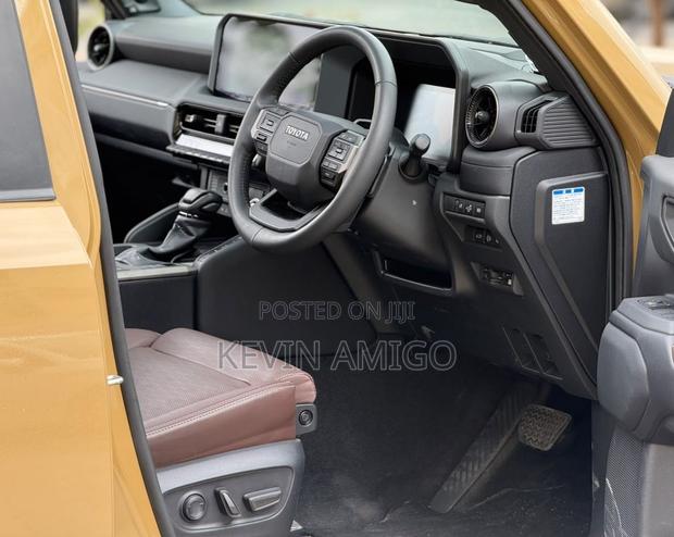 Toyota Land Cruiser LC250 2024 Yellow