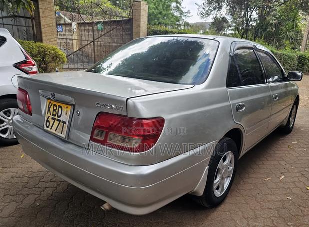 Toyota Carina 1.8 FWD Sedan 2001 Silver
