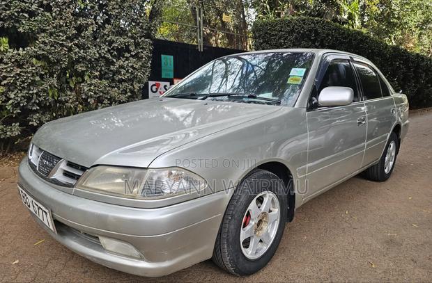 Toyota Carina 1.8 FWD Sedan 2001 Silver
