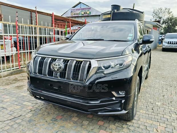 Toyota Land Cruiser Prado 2.8 2019 Black