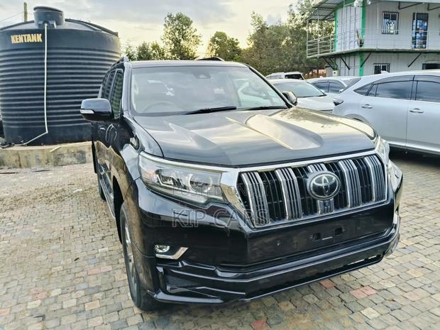Toyota Land Cruiser Prado 2.8 2019 Black