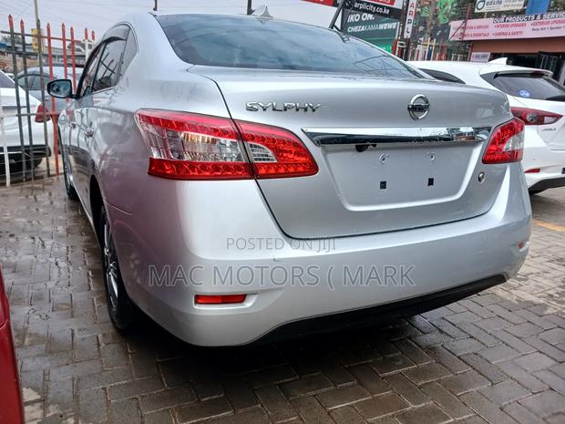 Nissan Sylphy 2019 Silver