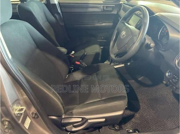Toyota Axio 1.5 G 4WD 2020 Ivory