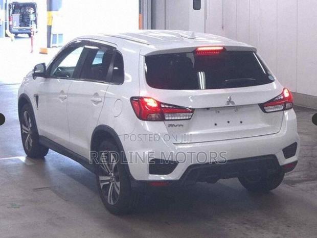 Mitsubishi RVR 2019 Off white