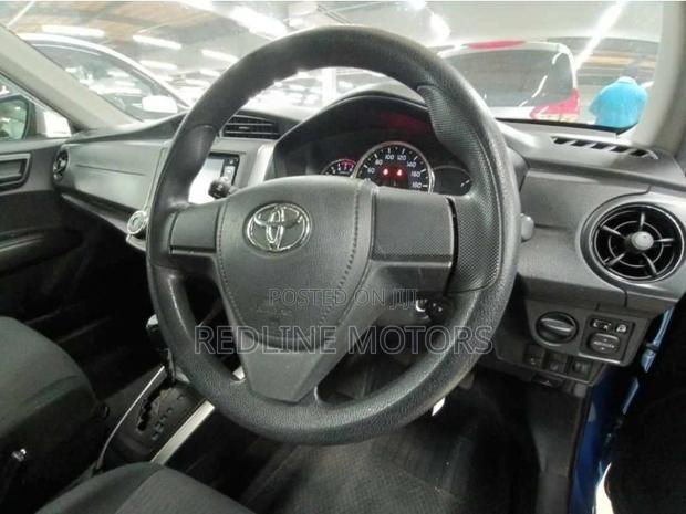 Toyota Corolla Fielder 1.5 Petrol FWD 2019 Blue