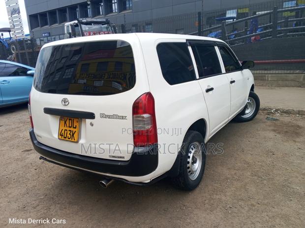 Toyota RAV4 2016 White