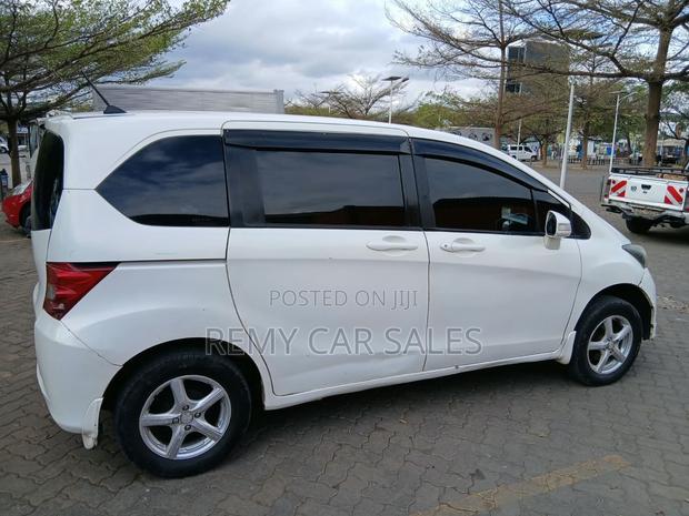 Honda Freed 2010 White