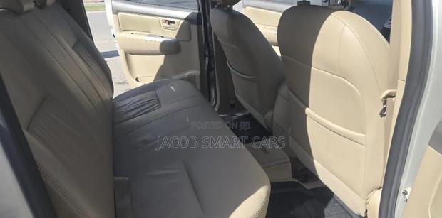 Toyota Hilux 2015 Silver