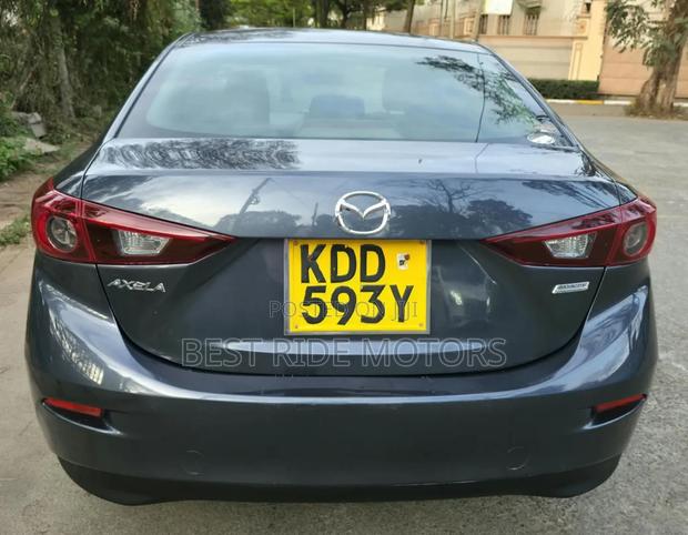 Mazda Axela SV Premium 2014 Gray