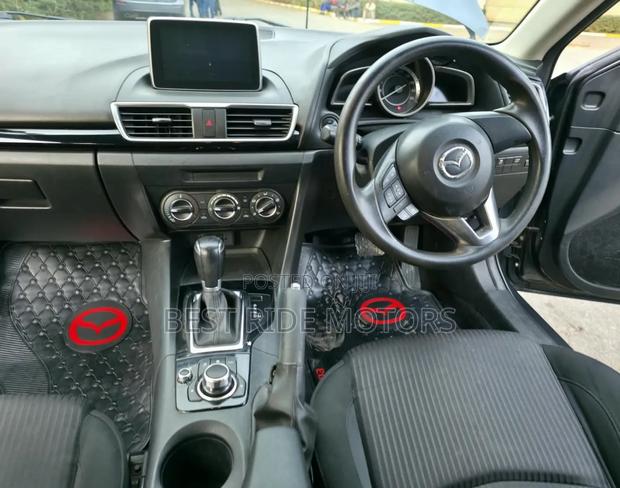 Mazda Axela SV Premium 2014 Gray