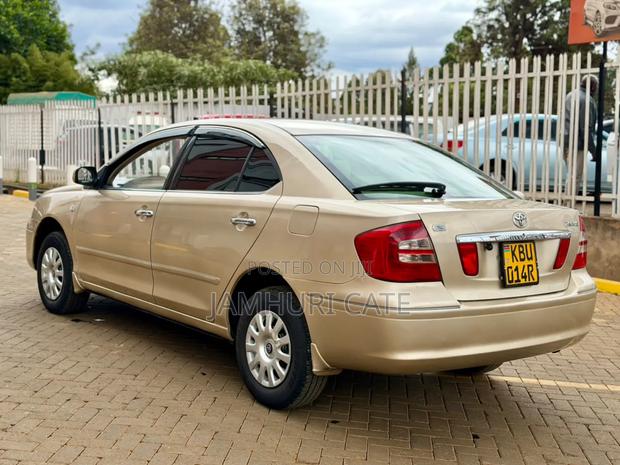 Toyota Premio 2006 Gold