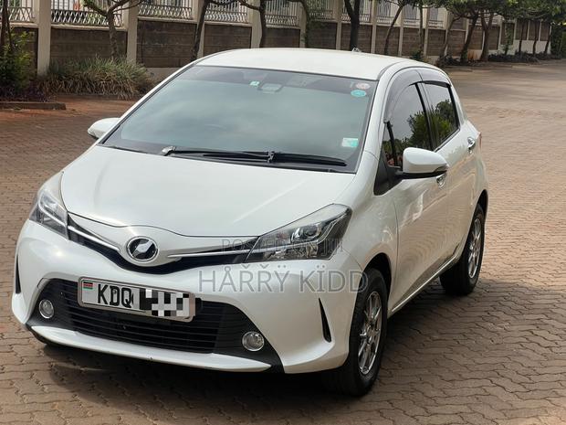 Toyota Vitz 1.3 FWD 5dr 2017 White