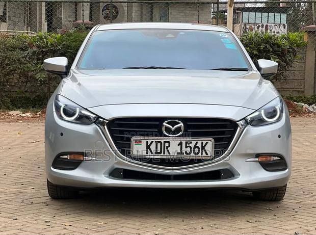 Mazda Axela 2018 Silver