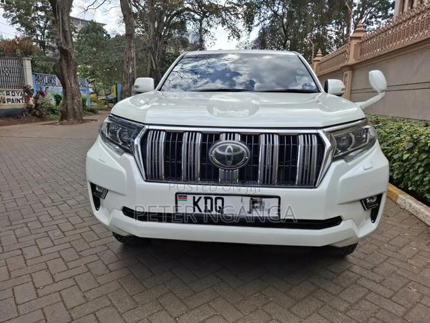 Toyota Land Cruiser Prado 2.8 2018 White