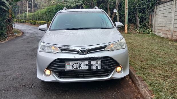 Toyota Corolla Fielder 1.5 Petrol FWD 2015 Silver