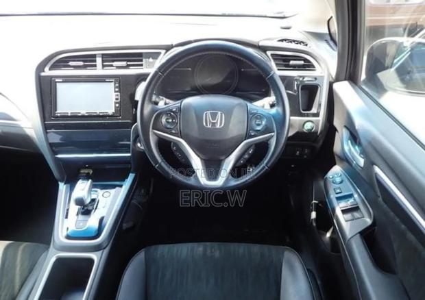 Honda Shuttle 2019 Brown