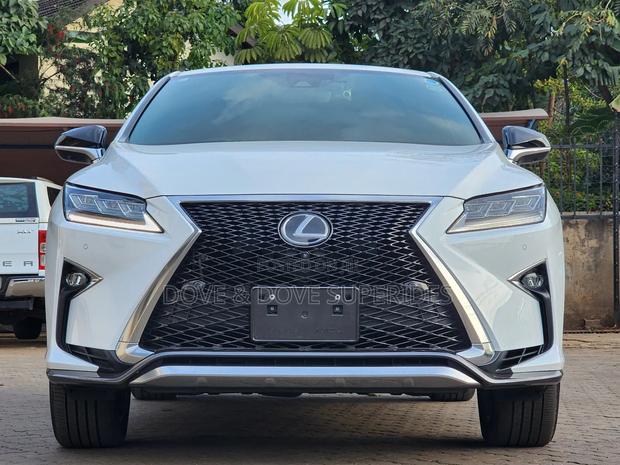 Lexus RX 300 4WD 2019 White