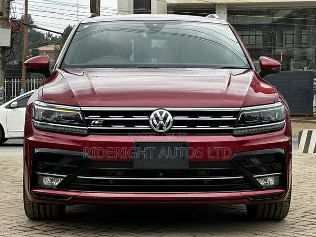 Volkswagen Tiguan 2018 Maroon