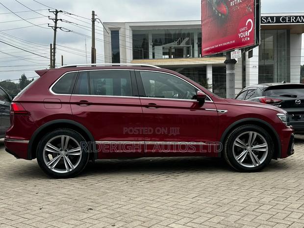 Volkswagen Tiguan 2018 Maroon