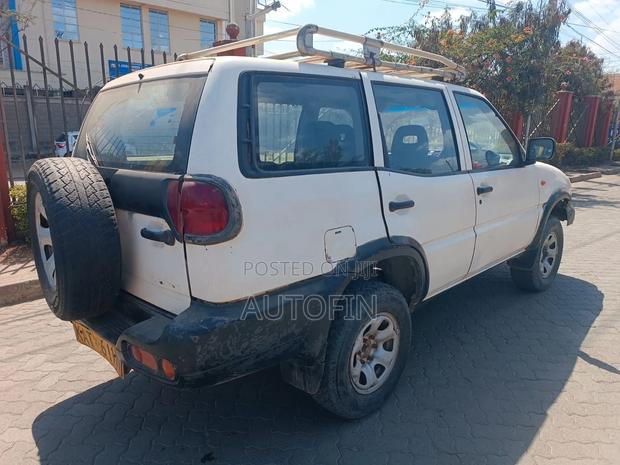 Nissan Terrano 2003 White