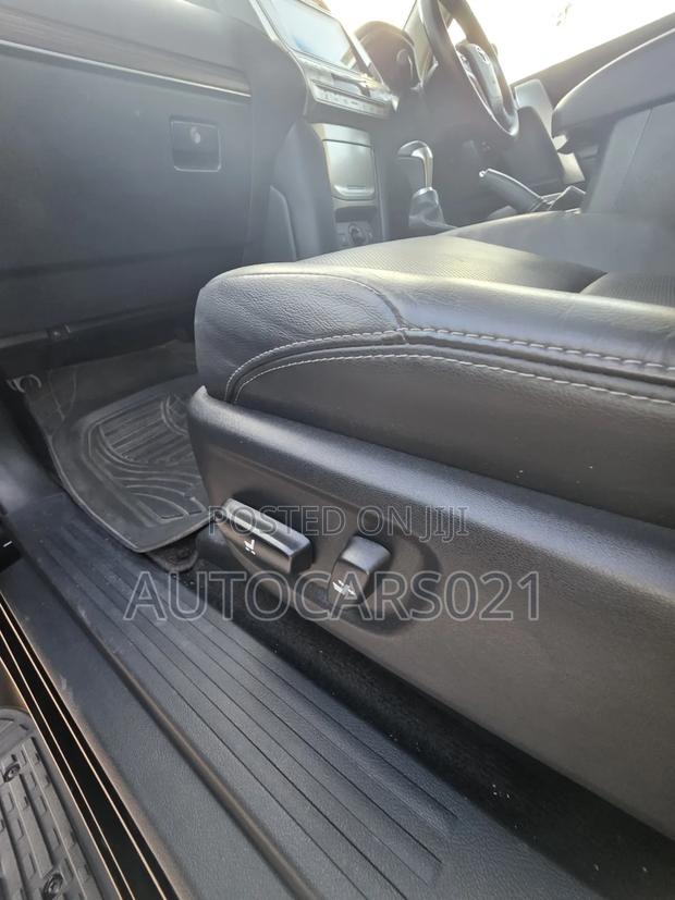 Toyota Land Cruiser Prado 2019 Black