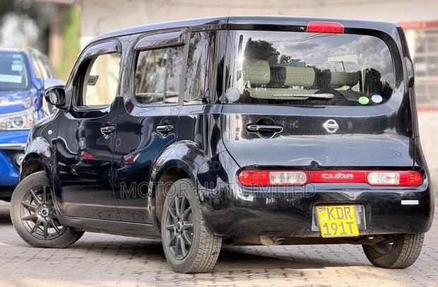 Nissan Cube 2017 Brown