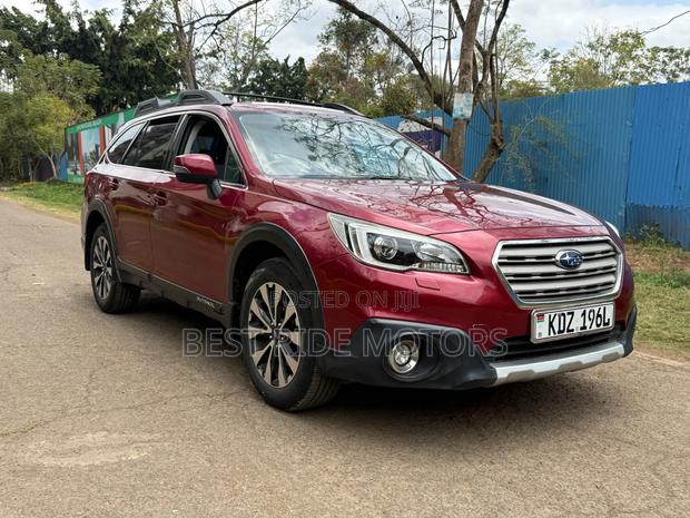 Subaru Outback 2017 Red