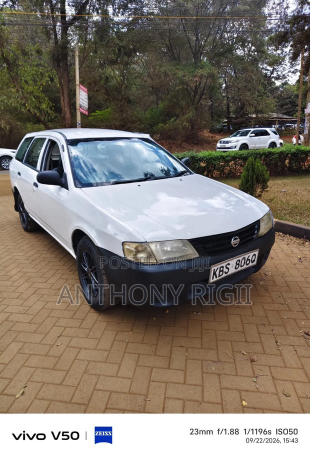 Nissan Advan 2006 White