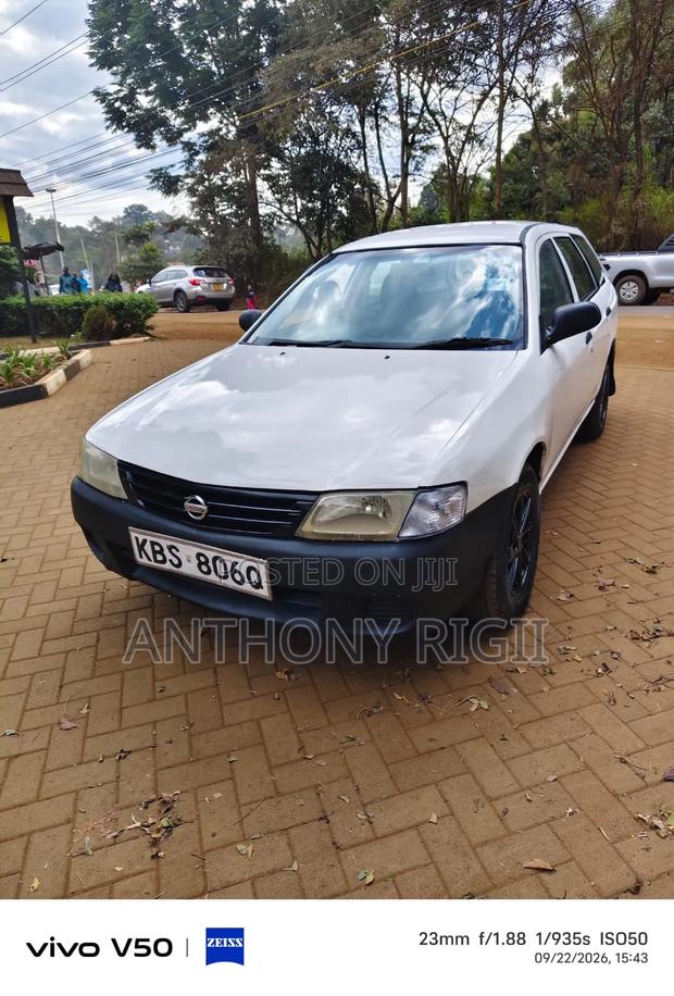 Nissan Advan 2006 White