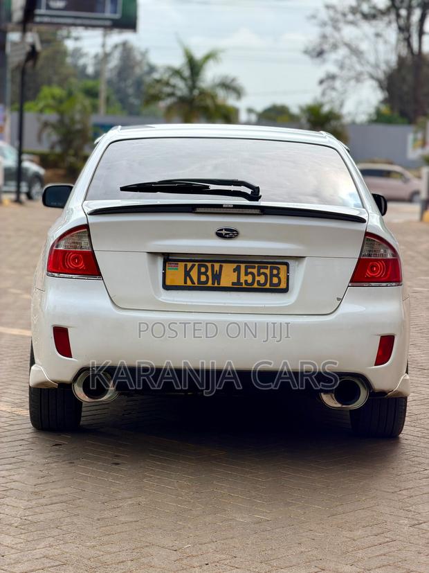 Subaru Legacy 2006 White