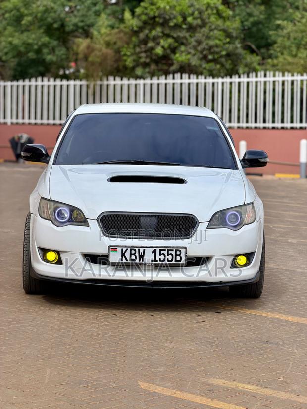 Subaru Legacy 2006 White