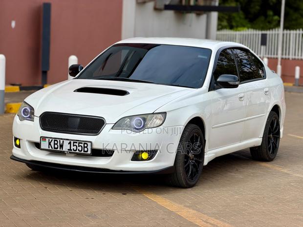 Subaru Legacy 2006 White