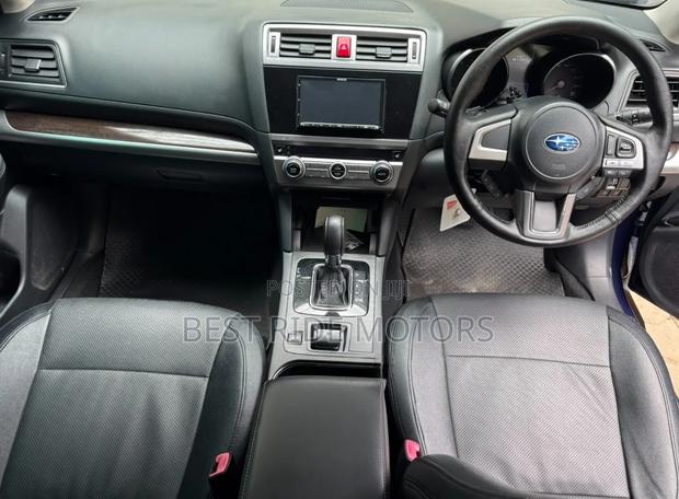 Subaru Outback 2017 Blue