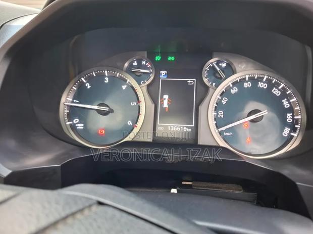 Toyota Land Cruiser Prado 2018